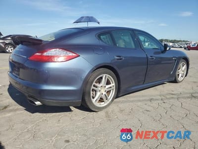 Trzecie zdjęcie samochodu z tyłu: 2011 PORSCHE PANAMERA 4 VIN:WP0AA2A72BL017327 - miniatura