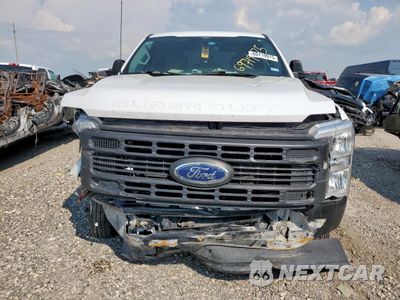 Piąte zdjęcie samochodu w środku: 2024 FORD F250 SUPER DUTY VIN:1FT7W2BT4REC49496 - miniatura