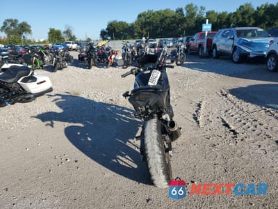 Czwarte zdjęcie samochodu z boku: 2015 HONDA CBR500 R VIN:MLHPC4469F5200301 - miniatura