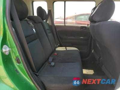 Zdjęcie 10 z 12 samochodu: 2006 TOYOTA SCION XB VIN:JTLKT334664070625 - miniatura