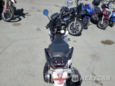 Zdjęcie 6 z 9 samochodu: 2024 YAMAHA YW125 VIN:RKRSEH9Y3RA005923 - miniatura