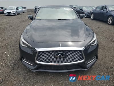 Piąte zdjęcie samochodu w środku: 2017 INFINITI Q60 PREMIUM VIN:JN1EV7EL4HM553616 - miniatura