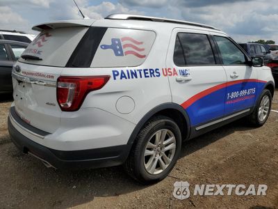 Trzecie zdjęcie samochodu z tyłu: 2018 FORD EXPLORER XLT VIN:1FM5K8D88JGB08384 - miniatura