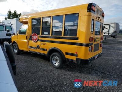 Drugie zdjęcie samochodu z przodu: 2022 CHEVROLET EXPRESS G3500 VIN:1GB0GRBPXN1172360 - miniatura