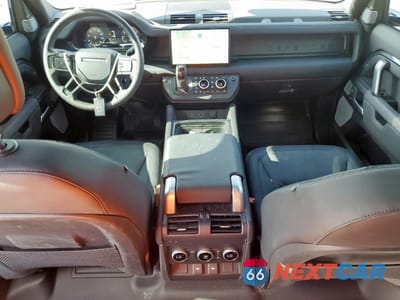 Zdjęcie 8 z 15 samochodu: 2024 LAND ROVER DEFENDER 130 OUTBOUND VIN:SALEWFEUXR2256997 - miniatura