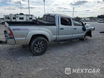 Trzecie zdjęcie samochodu z tyłu: 2013 TOYOTA TACOMA DOUBLE CAB LONG BED VIN:3TMMU4FN4DM049821 - miniatura