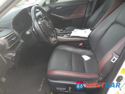Zdjęcie 7 z 13 samochodu: 2018 LEXUS IS 300 VIN:JTHBA1D22J5075633 - miniatura