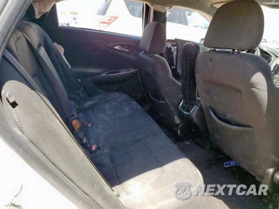 Zdjęcie 10 z 12 samochodu: 2017 CHEVROLET MALIBU LT VIN:1G1ZE5ST2HF154353 - miniatura