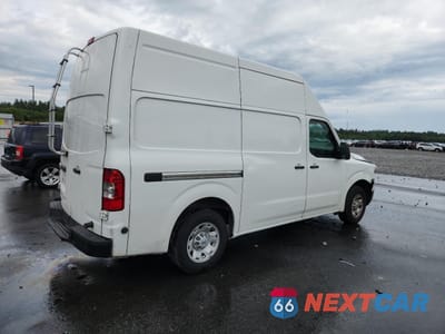 Trzecie zdjęcie samochodu z tyłu: 2016 NISSAN NV 2500 S VIN:1N6BF0LY7GN814858 - miniatura