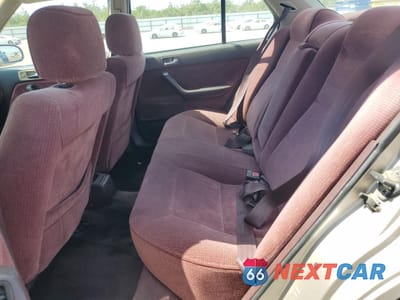 Zdjęcie 10 z 13 samochodu: 1992 HONDA ACCORD EX VIN:JHMCB7679NC047536 - miniatura