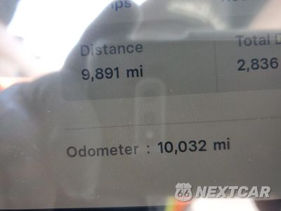 Zdjęcie 9 z 12 samochodu: 2024 TESLA MODEL Y VIN:7SAYGDEE6RF131123 - miniatura