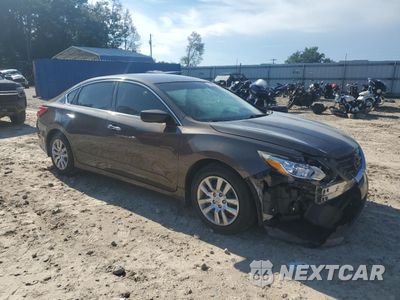 Czwarte zdjęcie samochodu z boku: 2017 NISSAN ALTIMA 2.5 VIN:1N4AL3APXHN307981 - miniatura