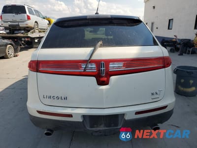 Zdjęcie 6 z 13 samochodu: 2012 LINCOLN MKT VIN:2LMHJ5AT9CBL53684 - miniatura