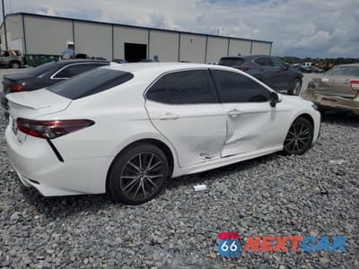 Trzecie zdjęcie samochodu z tyłu: 2024 TOYOTA CAMRY SE NIGHT SHADE VIN:4T1G11AK2RU232859 - miniatura