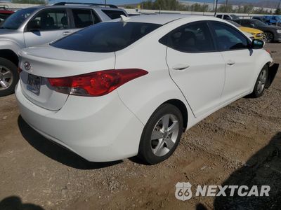 Trzecie zdjęcie samochodu z tyłu: 2013 HYUNDAI ELANTRA GLS VIN:5NPDH4AEXDH392523 - miniatura
