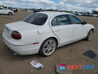 Trzecie zdjęcie samochodu z tyłu: 2005 JAGUAR S-TYPE VIN:SAJWA01T05FN26506 - miniatura