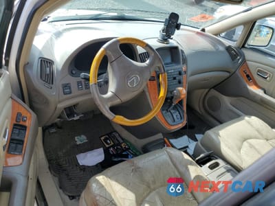 Zdjęcie 8 z 13 samochodu: 2002 LEXUS RX 300 VIN:JTJHF10U320278742 - miniatura