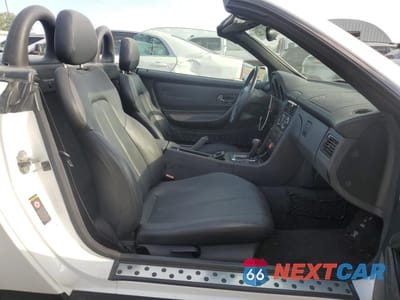 Zdjęcie 10 z 12 samochodu: 2000 MERCEDES-BENZ SLK 230 KOMPRESSOR VIN:WDBKK47F9YF149874 - miniatura
