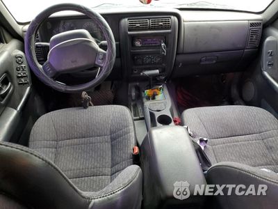 Zdjęcie 8 z 12 samochodu: 2000 JEEP CHEROKEE SPORT VIN:1J4FF48S7YL238695 - miniatura