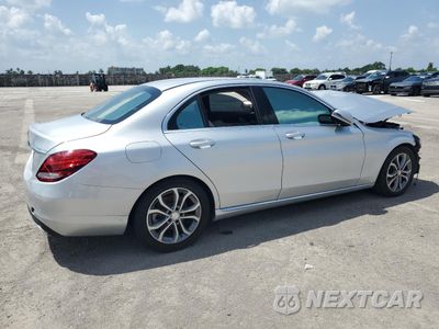 Trzecie zdjęcie samochodu z tyłu: 2017 MERCEDES-BENZ C 300 VIN:55SWF4JB6HU204118 - miniatura