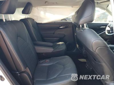 Zdjęcie 11 z 13 samochodu: 2021 TOYOTA HIGHLANDER HYBRID XLE VIN:5TDHBRCH2MS517273 - miniatura