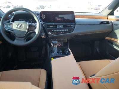 Zdjęcie 8 z 12 samochodu: 2025 LEXUS ES 350 BASE VIN:58ADZ1B19SU208235 - miniatura