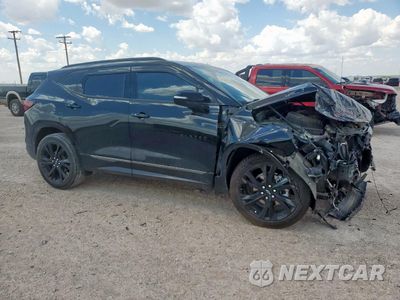 Czwarte zdjęcie samochodu z boku: 2021 CHEVROLET BLAZER RS VIN:3GNKBERS9MS583842 - miniatura
