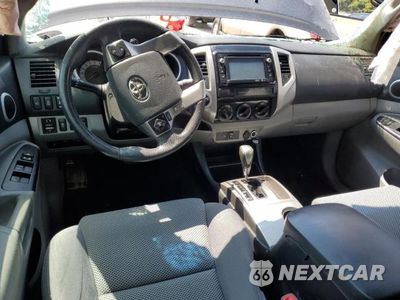 Zdjęcie 8 z 13 samochodu: 2015 TOYOTA TACOMA DOUBLE CAB VIN:5TFLU4EN6FX129079 - miniatura