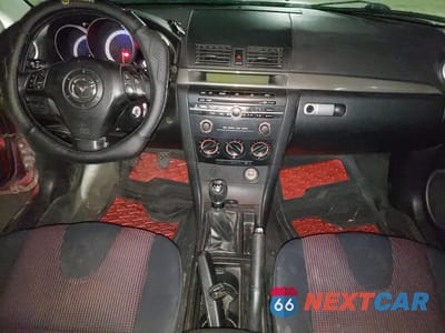 Zdjęcie 8 z 12 samochodu: 2006 MAZDA 3 HATCHBACK VIN:JM1BK144061436131 - miniatura