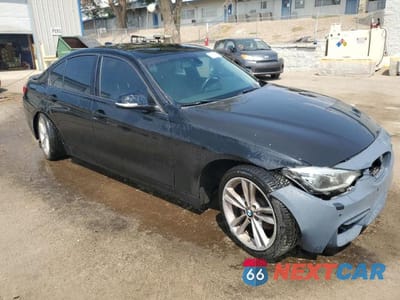 Czwarte zdjęcie samochodu z boku: 2018 BMW 320 I VIN:WBA8A9C58JK622781 - miniatura