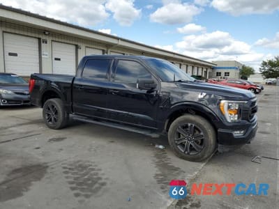 Czwarte zdjęcie samochodu z boku: 2021 FORD F150 SUPERCREW VIN:1FTFW1E50MKE87424 - miniatura