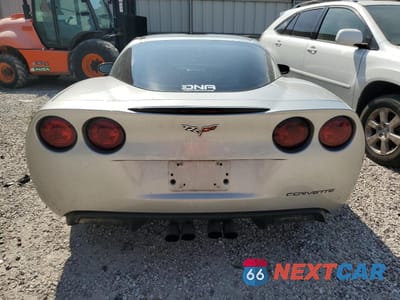 Zdjęcie 6 z 15 samochodu: 2005 CHEVROLET CORVETTE VIN:1G1YY24U955114148 - miniatura