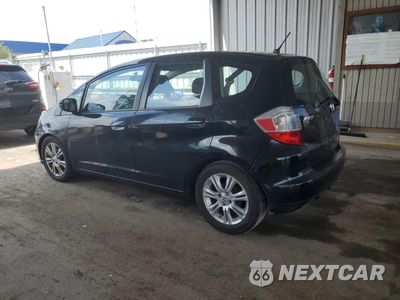 Drugie zdjęcie samochodu z przodu: 2013 HONDA FIT VIN:JHMGE8H36DC059747 - miniatura