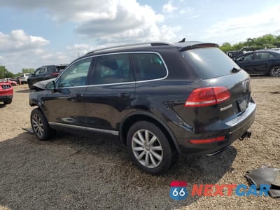 Drugie zdjęcie samochodu z przodu: 2011 VOLKSWAGEN TOUAREG V6 VIN:WVGFF9BP1BD001088 - miniatura