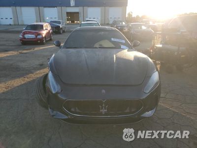 Piąte zdjęcie samochodu w środku: 2011 MASERATI GRANTURISMO VIN:ZAM45GLA1B0057516 - miniatura