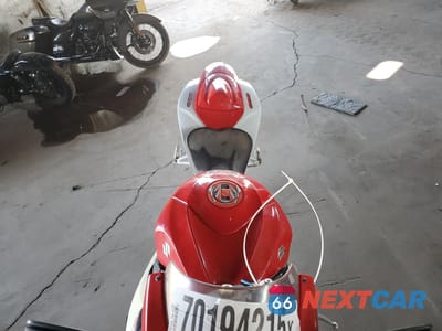 Piąte zdjęcie samochodu w środku: 2007 SUZUKI GSX-R600 VIN:JS1GN7DA672105596 - miniatura