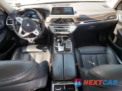 Zdjęcie 8 z 12 samochodu: 2022 BMW 740 XI VIN:WBA7T4C00NCH62629 - miniatura