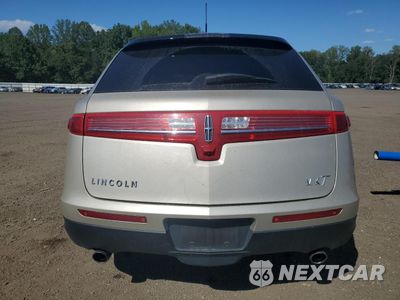 Zdjęcie 6 z 14 samochodu: 2017 LINCOLN MKT VIN:2LMHJ5AT9HBL00555 - miniatura