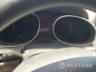 Zdjęcie 9 z 12 samochodu: 2017 HYUNDAI SANTA FE SE ULTIMATE VIN:KM8SR4HF7HU216278 - miniatura