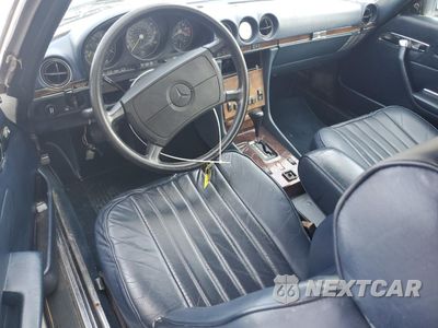 Zdjęcie 8 z 12 samochodu: 1988 MERCEDES-BENZ 560 SL VIN:WDBBA48D4JA084158 - miniatura