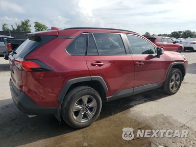 Trzecie zdjęcie samochodu z tyłu: 2024 TOYOTA RAV4 XLE VIN:2T3W1RFV7RW316888 - miniatura