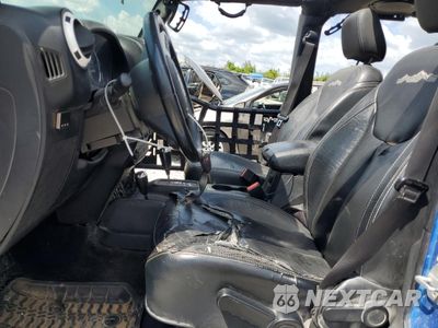 Zdjęcie 7 z 15 samochodu: 2014 JEEP WRANGLER UNLIMITED SAHARA VIN:1C4BJWEG8EL168344 - miniatura