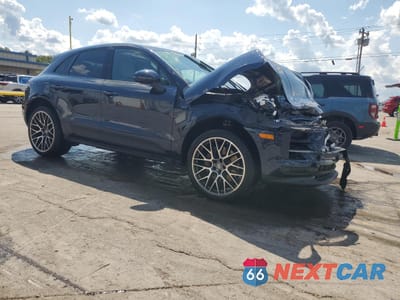 Czwarte zdjęcie samochodu z boku: 2021 PORSCHE MACAN S VIN:WP1AB2A52MLB36332 - miniatura