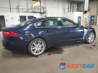 Trzecie zdjęcie samochodu z tyłu: 2016 JAGUAR XF PRESTIGE PRESTIGE VIN:SAJBK4BV1GCY19743 - miniatura