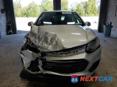 Piąte zdjęcie samochodu w środku: 2018 CHEVROLET TRAX 1LT VIN:3GNCJPSB2JL201282 - miniatura