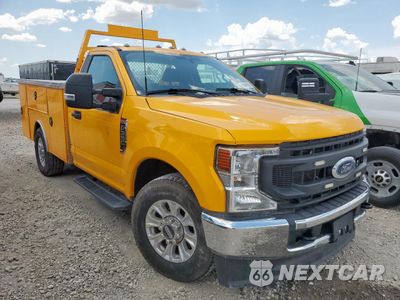 Czwarte zdjęcie samochodu z boku: 2022 FORD F350 SUPER DUTY VIN:1FDRF3E66NED27402 - miniatura