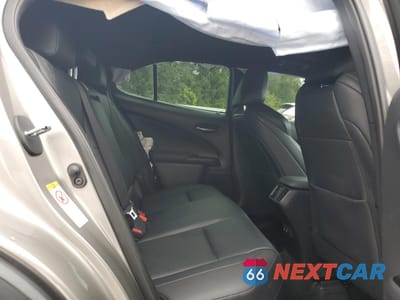 Zdjęcie 10 z 15 samochodu: 2019 LEXUS UX 200 VIN:JTHY3JBH6K2000853 - miniatura
