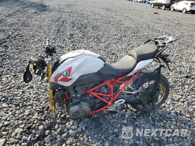 Trzecie zdjęcie samochodu z tyłu: 2016 BMW R1200 R VIN:WB10A1404GZ197478 - miniatura