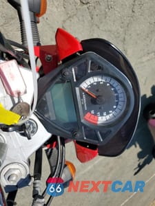 Zdjęcie 7 z 10 samochodu: 2006 SUZUKI SV650 VIN:JS1VP53A462100564 - miniatura
