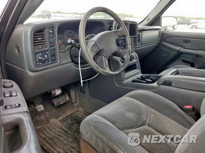 Zdjęcie 8 z 14 samochodu: 2004 CHEVROLET SILVERADO K1500 VIN:2GCEK19T641228145 - miniatura